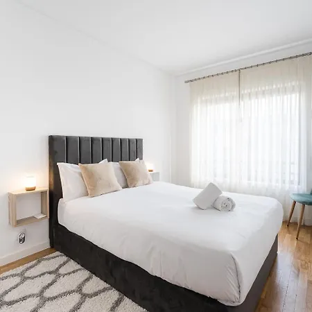 Guestready - White Stripes Near Casa Da Musica * Oporto